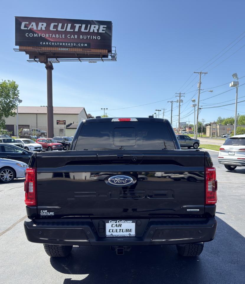 Ford F-150 XLT SuperCrew 4WD 2022
