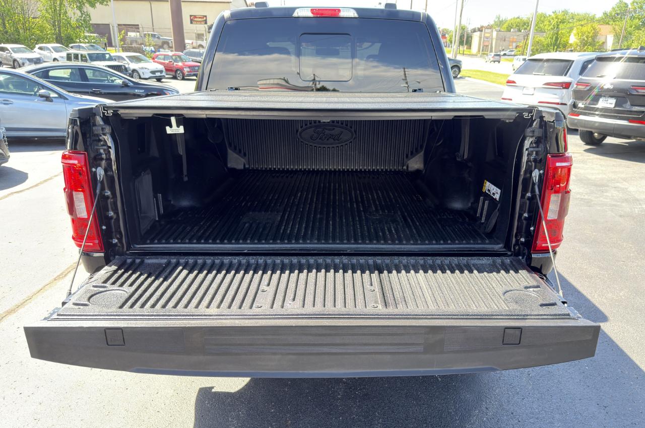 Ford F-150 XLT SuperCrew 4WD 2022