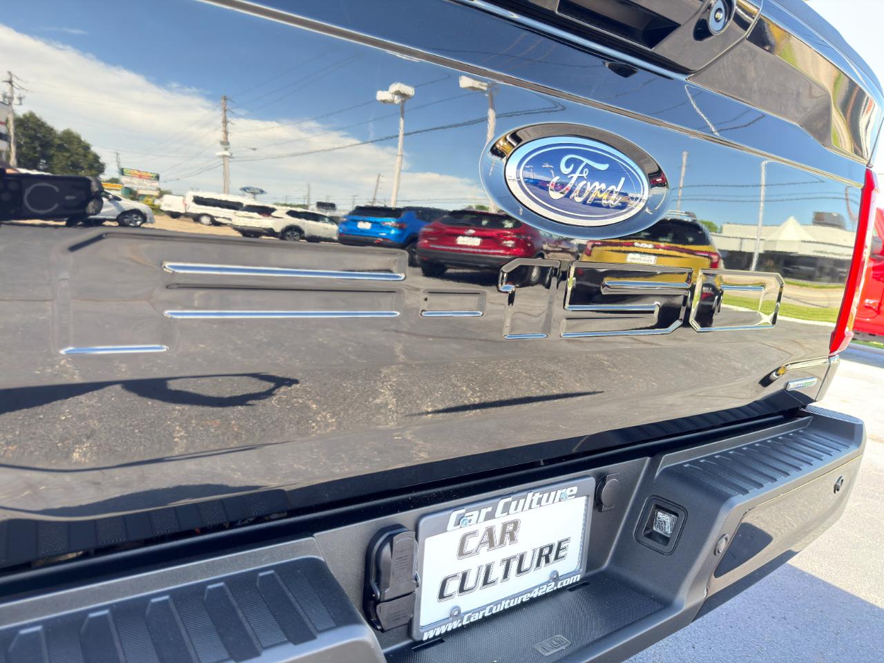 Ford F-150 XLT SuperCrew 4WD 2022