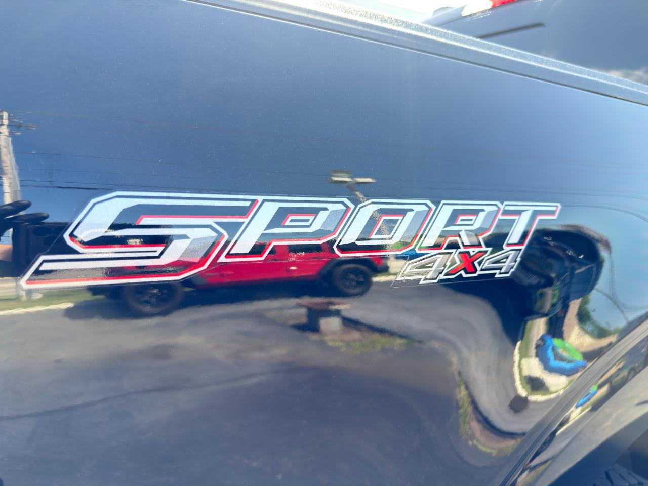 Ford F-150 XLT SuperCrew 4WD 2022