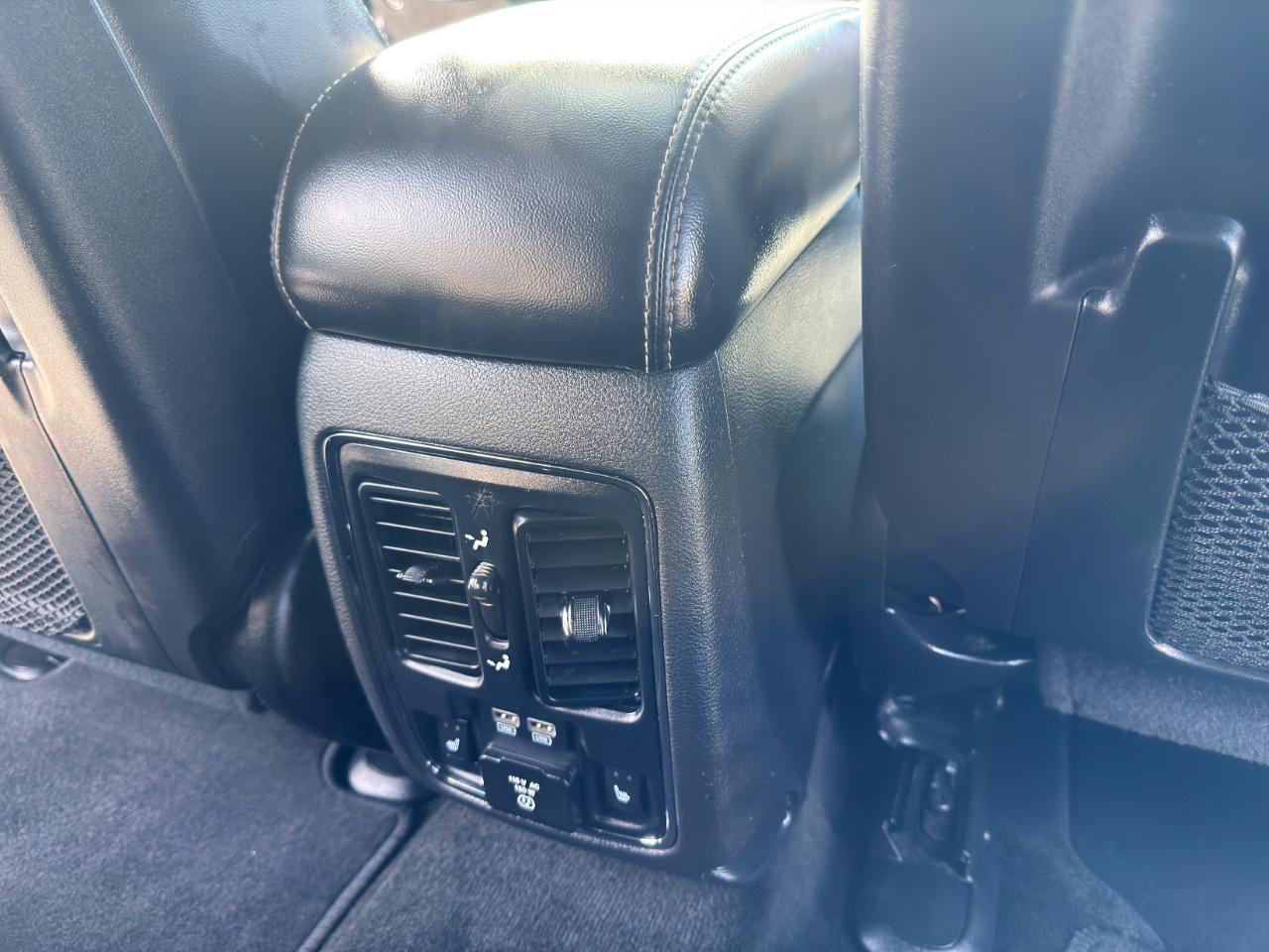 Jeep Grand Cherokee Limited 4WD 2015