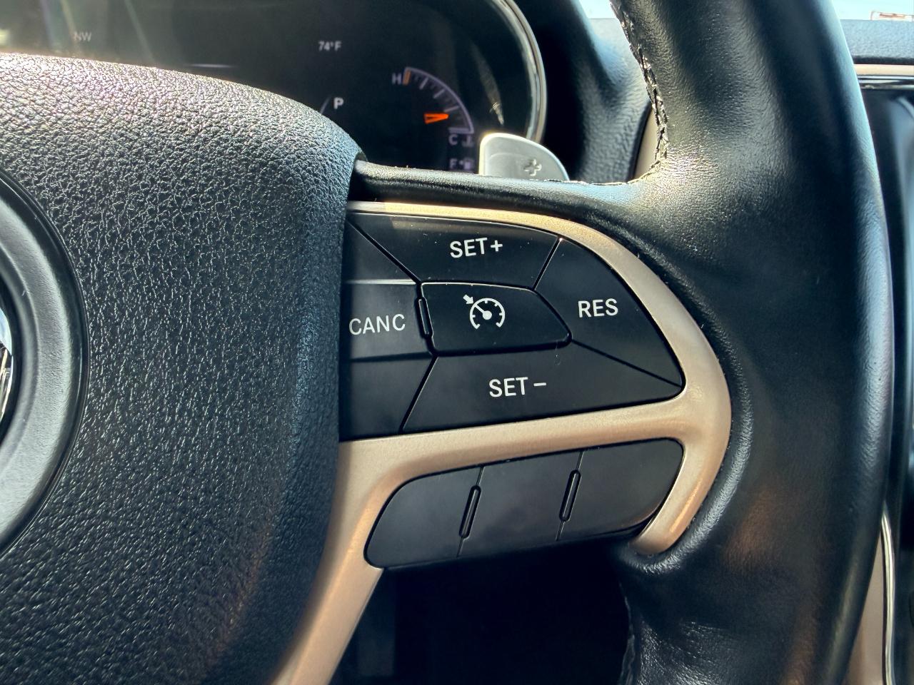 Jeep Grand Cherokee Limited 4WD 2015