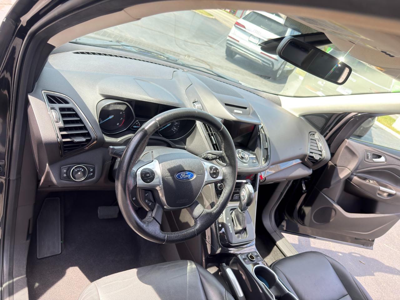 Ford Escape Titanium AWD 2016