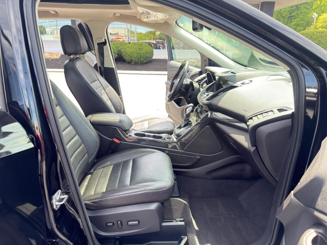 Ford Escape Titanium AWD 2016