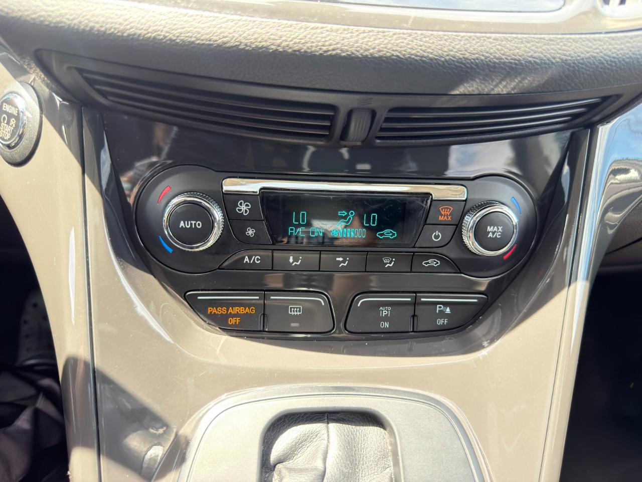Ford Escape Titanium AWD 2016