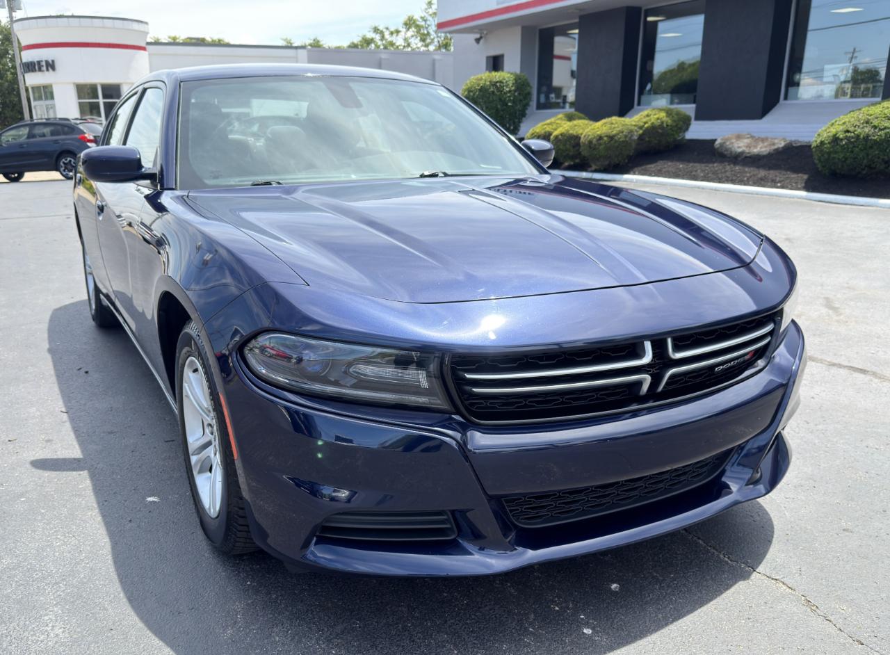 Dodge Charger SE RWD 2016