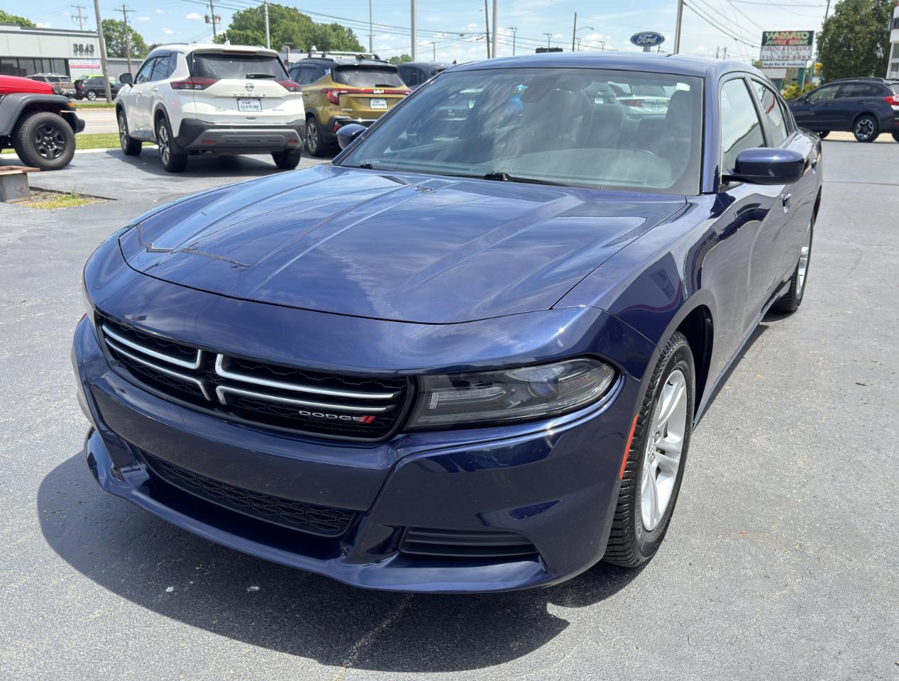 Dodge Charger SE RWD 2016