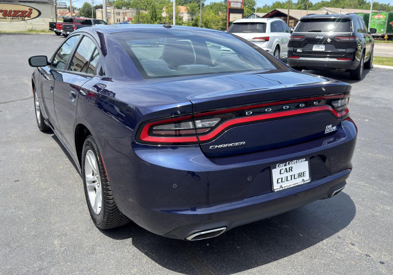 Dodge Charger SE RWD 2016