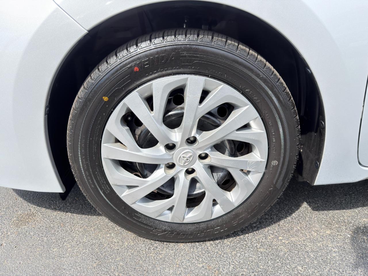 Toyota Corolla LE 4D Sedan 2019