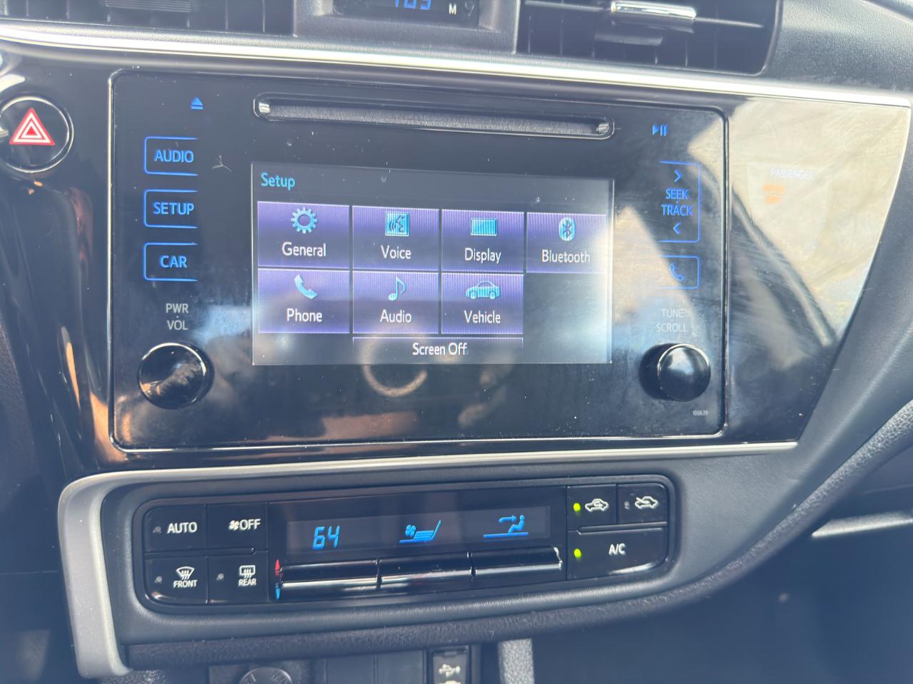 Toyota Corolla LE 4D Sedan 2019