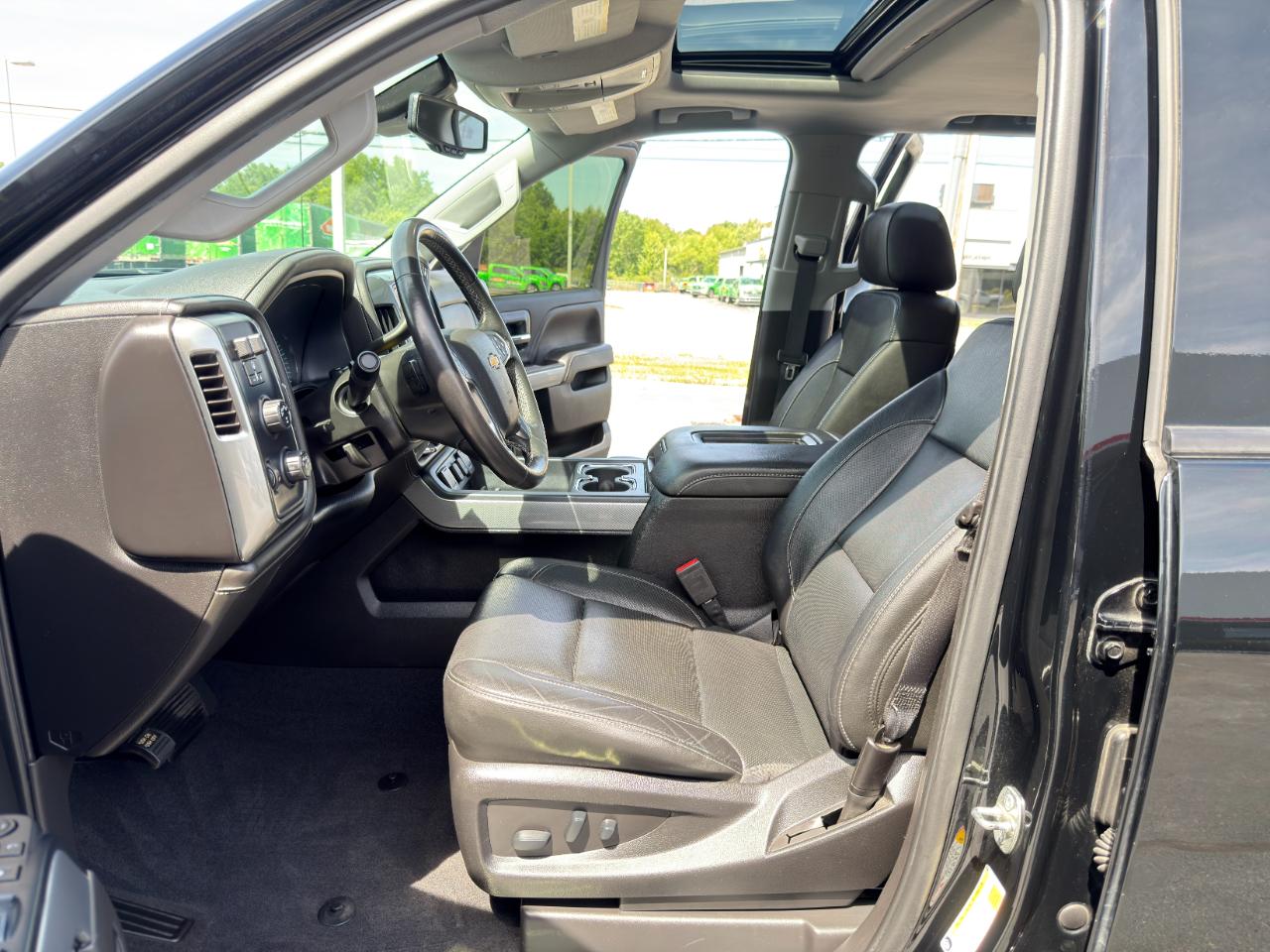 Chevrolet Silverado 1500 LTZ Z71 Crew Cab 4WD 2018