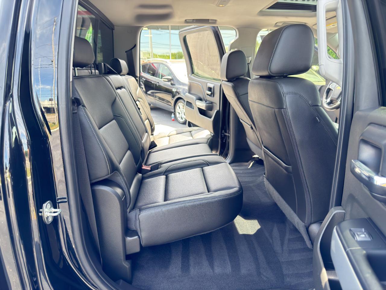Chevrolet Silverado 1500 LTZ Z71 Crew Cab 4WD 2018