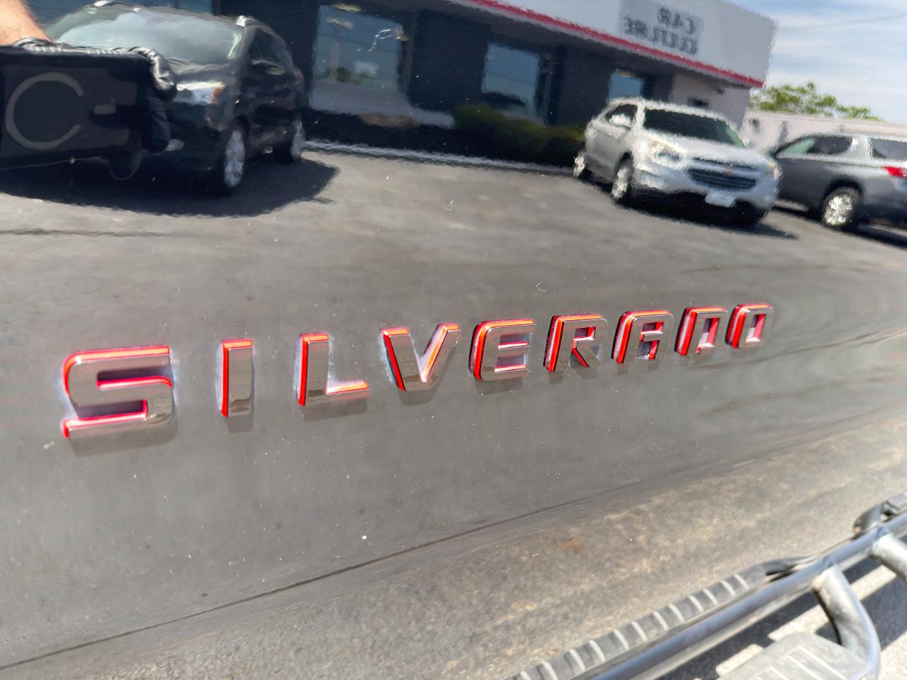Chevrolet Silverado 1500 LTZ Z71 Crew Cab 4WD 2018
