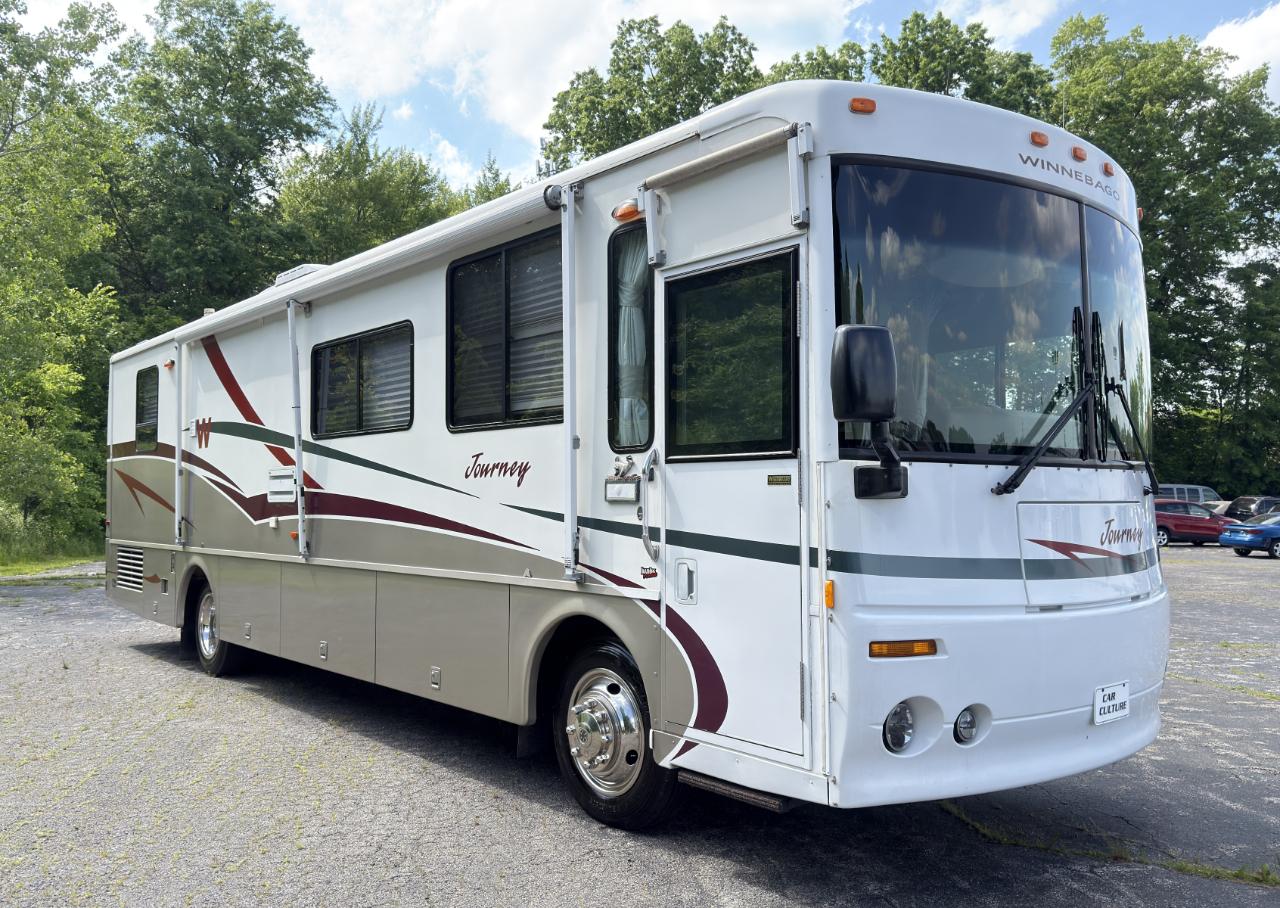 Winnebago Journey  2000
