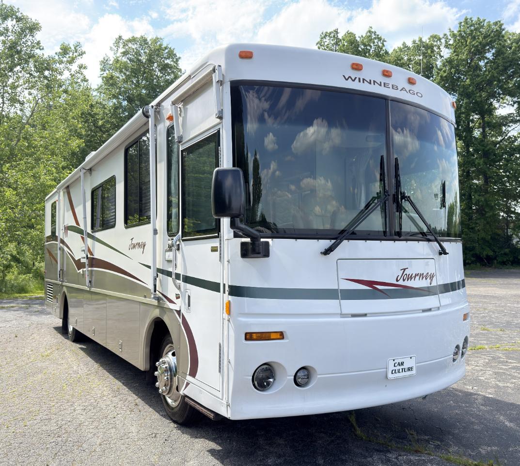 Winnebago Journey  2000