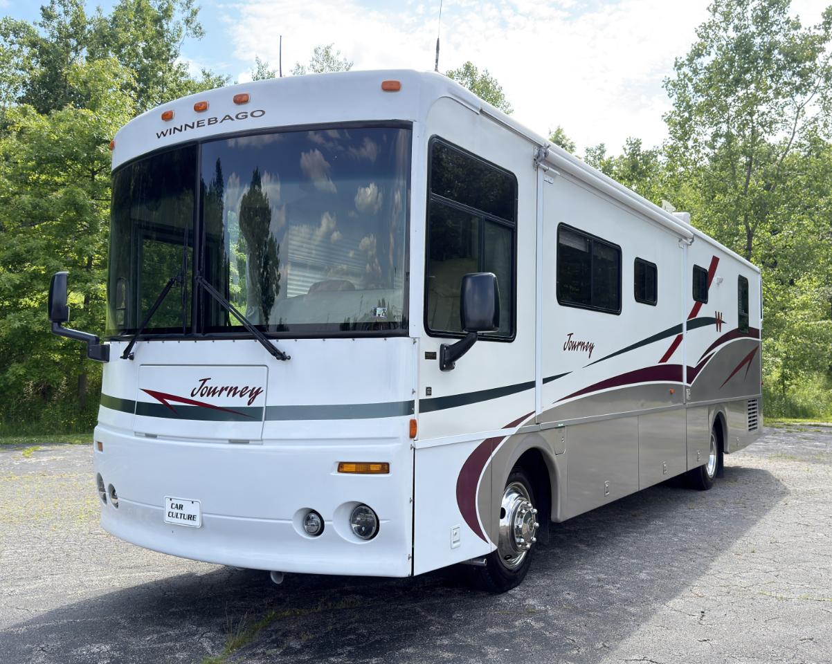 Winnebago Journey  2000