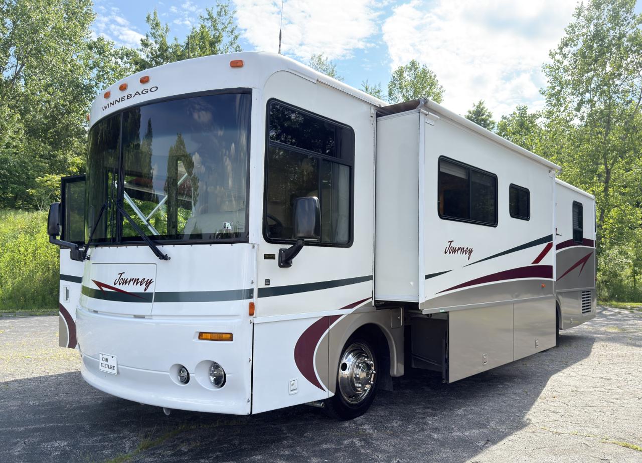 Winnebago Journey  2000