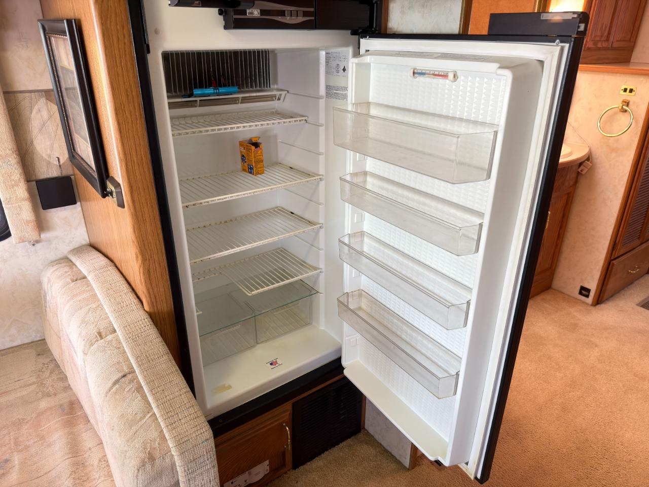 Winnebago Journey  2000