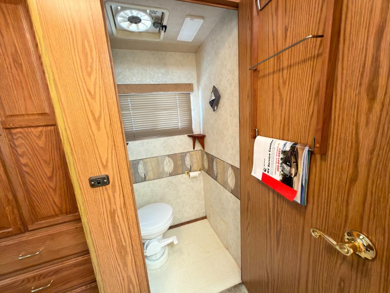 Winnebago Journey  2000
