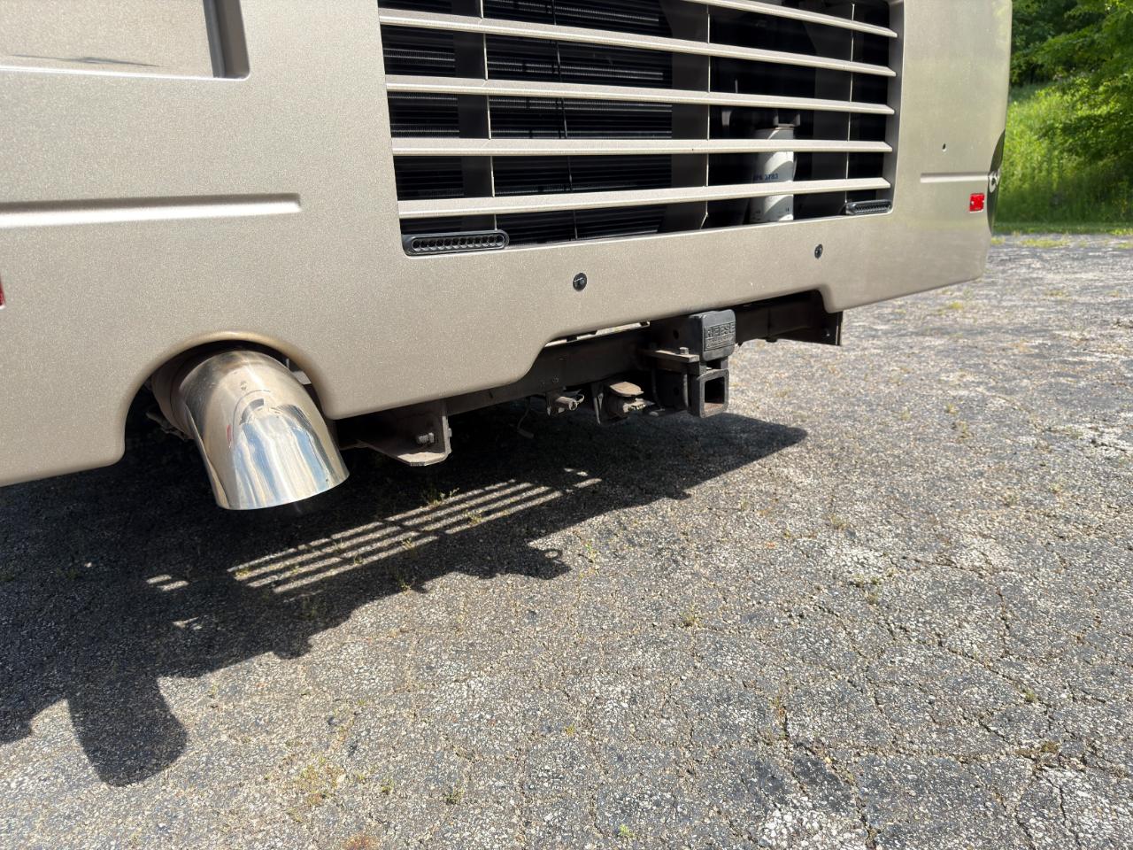 Winnebago Journey  2000