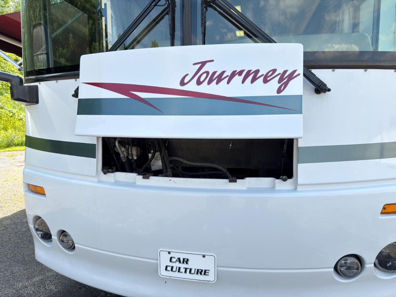Winnebago Journey  2000