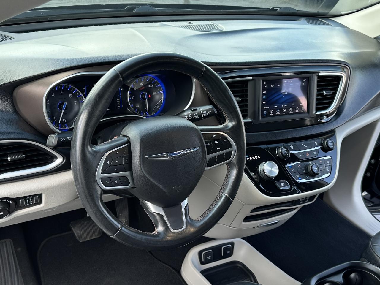 Chrysler Pacifica Touring L 2019
