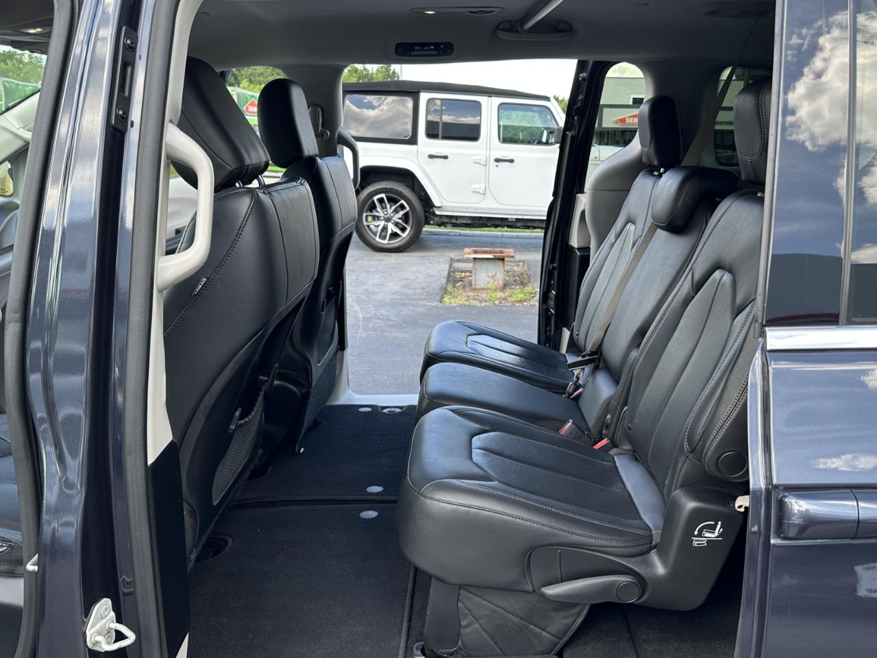Chrysler Pacifica Touring L 2019