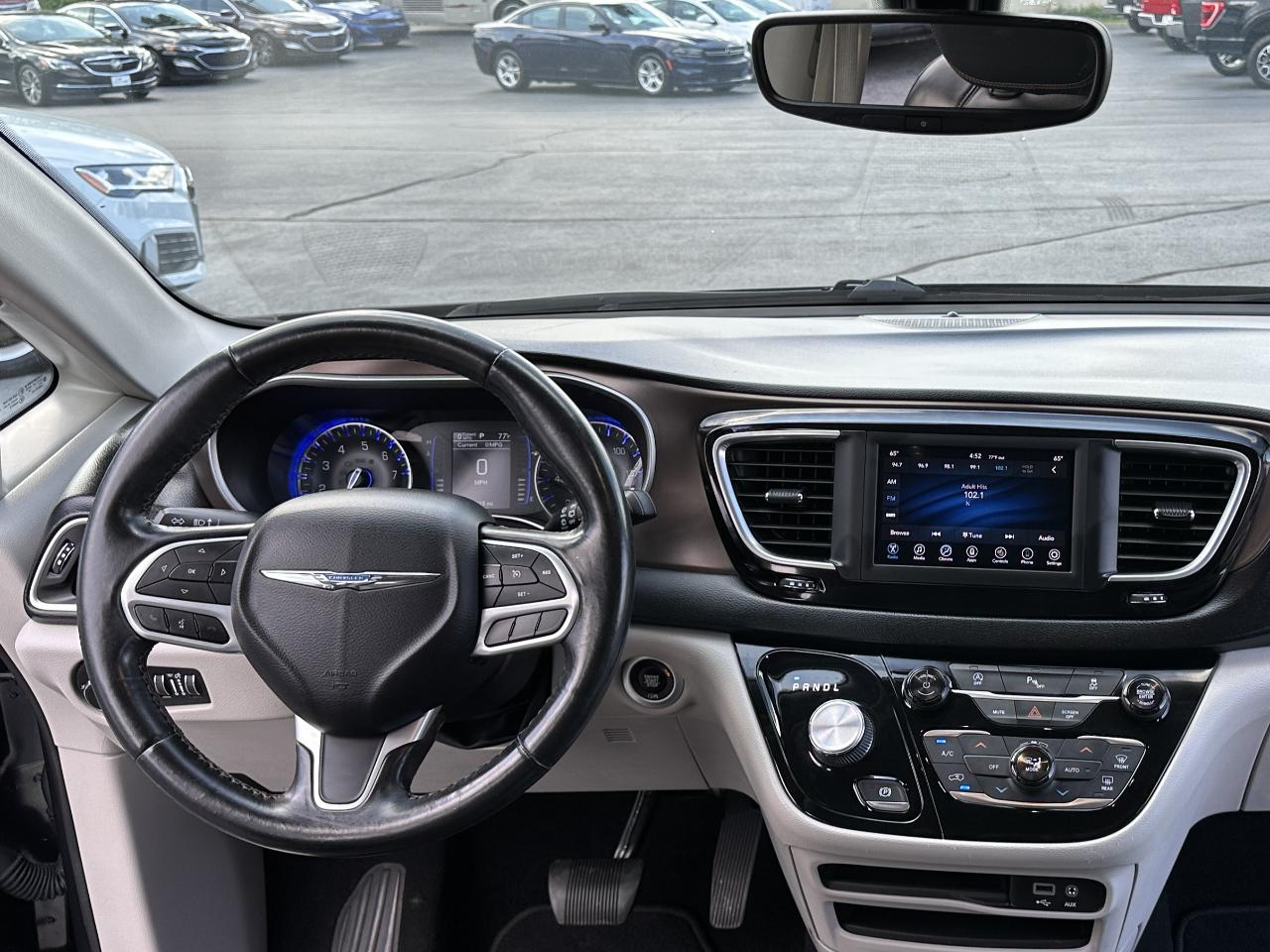 Chrysler Pacifica Touring L 2019