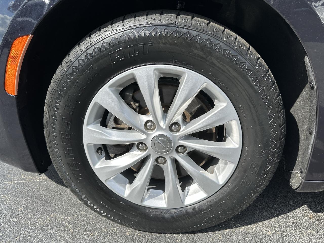 Chrysler Pacifica Touring L 2019
