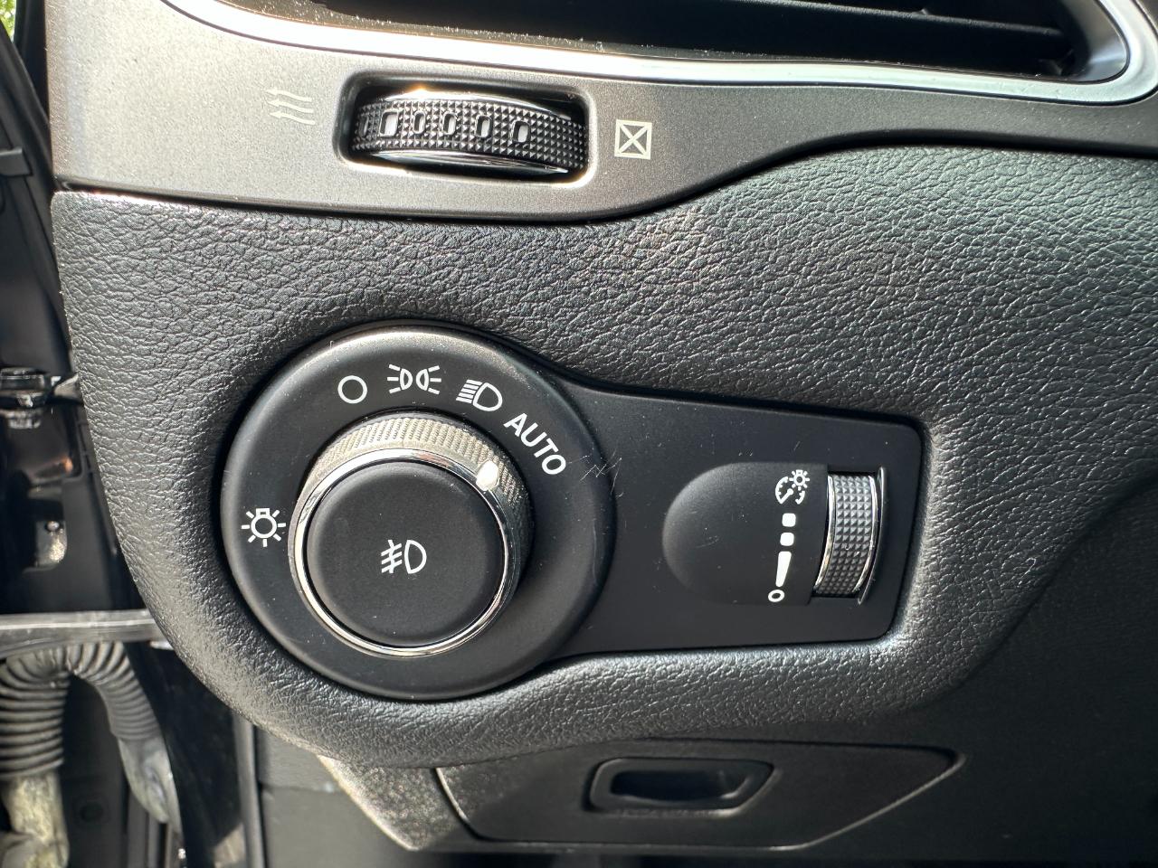 Jeep Cherokee  2019
