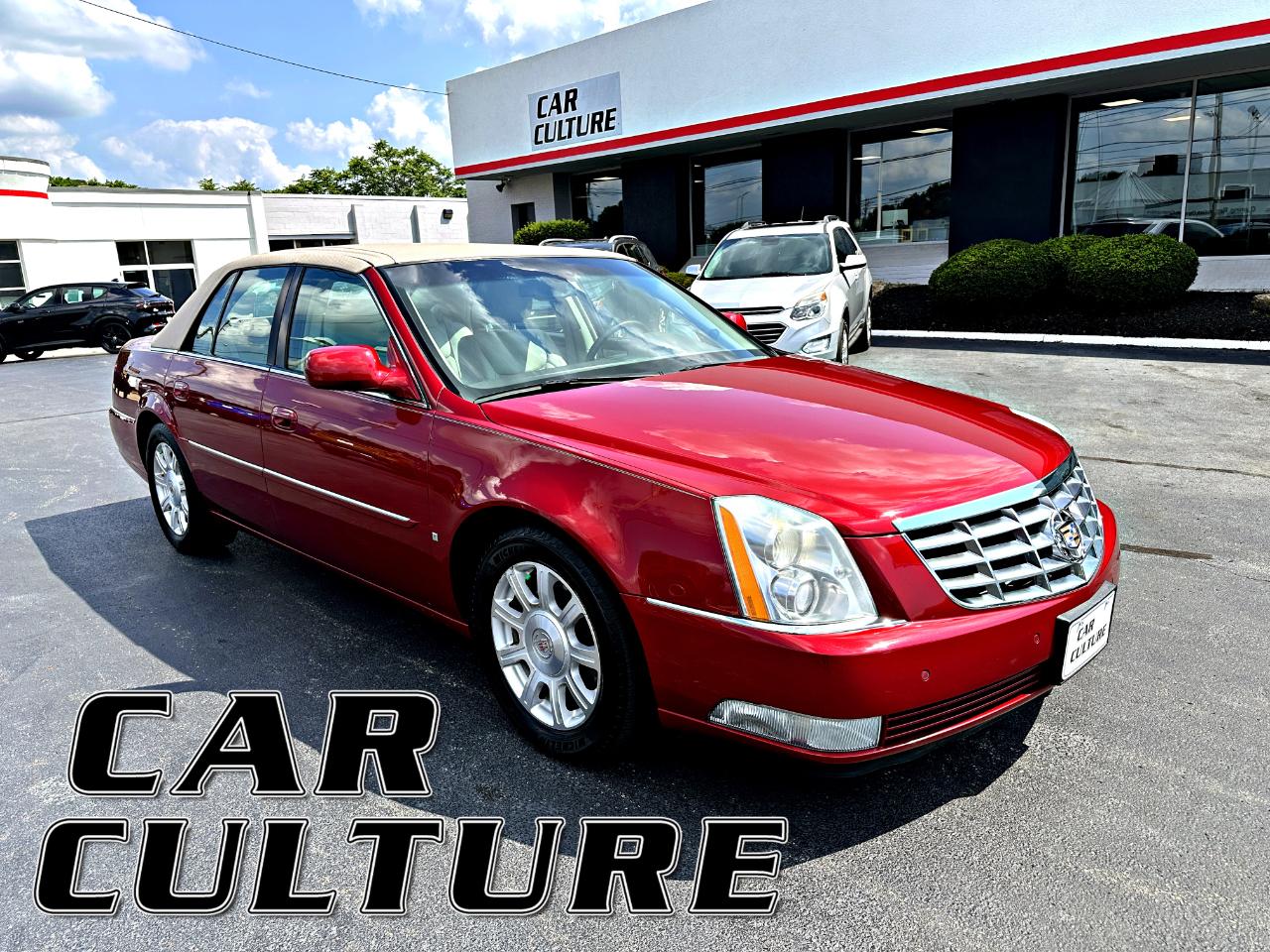 2008 Cadillac DTS 4dr Sdn Luxury II