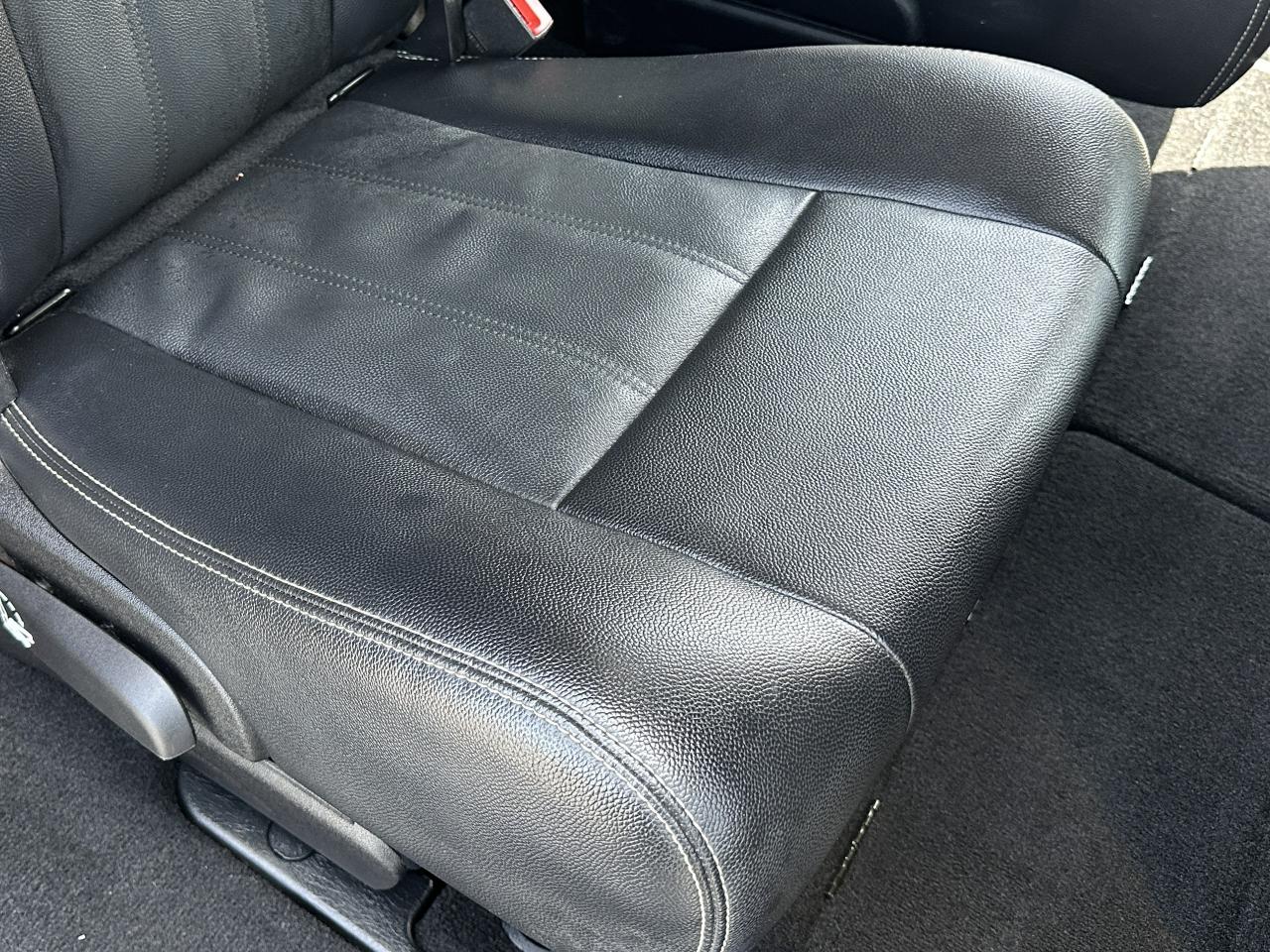 Chrysler Town & Country Touring 2016