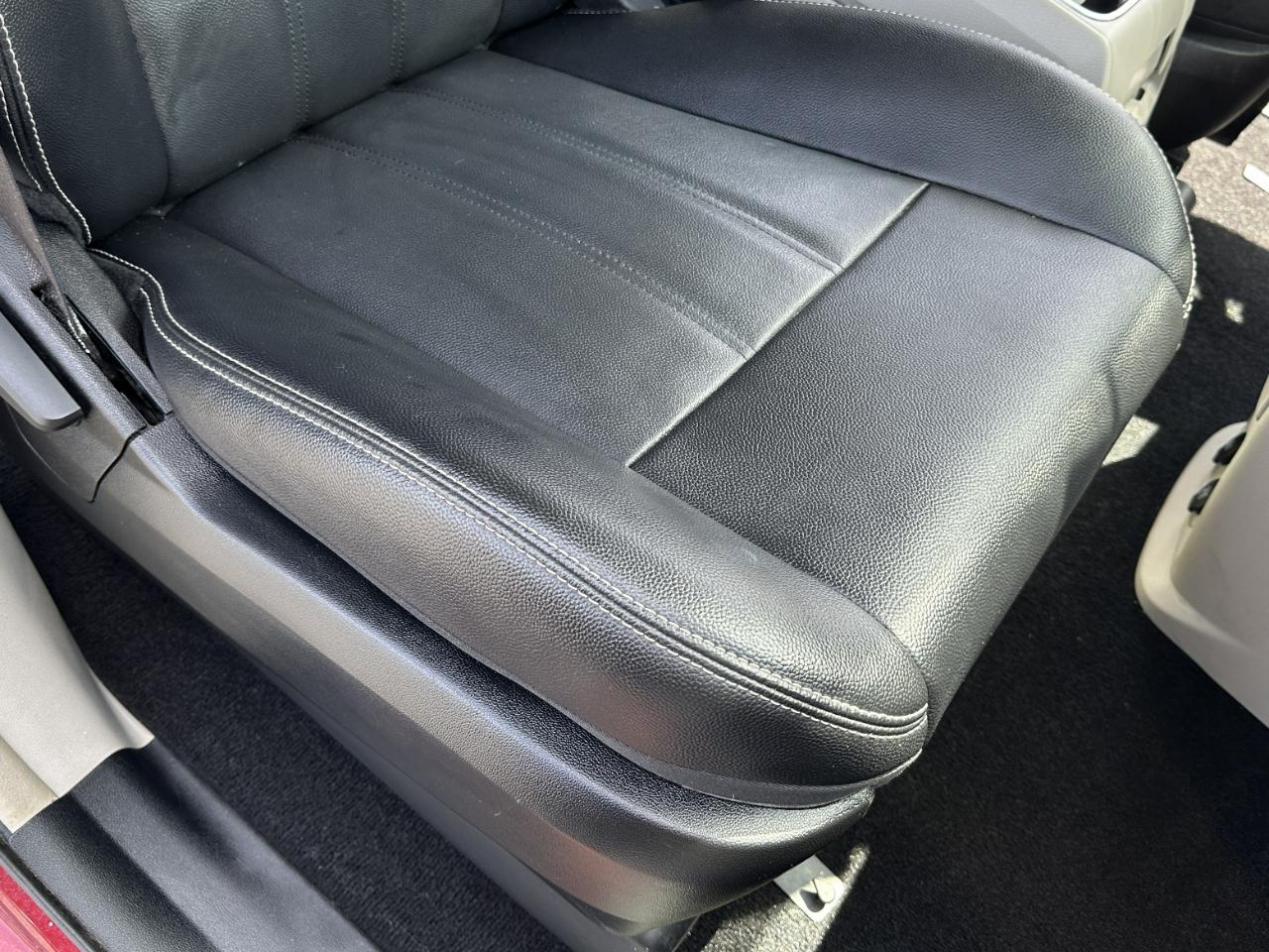 Chrysler Town & Country Touring 2016