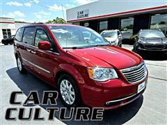 2016 Chrysler Town & Country 