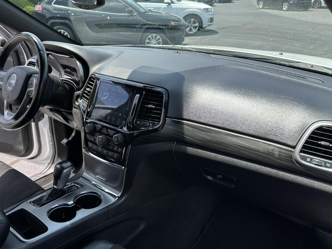 Jeep Grand Cherokee Laredo X 4WD 2021