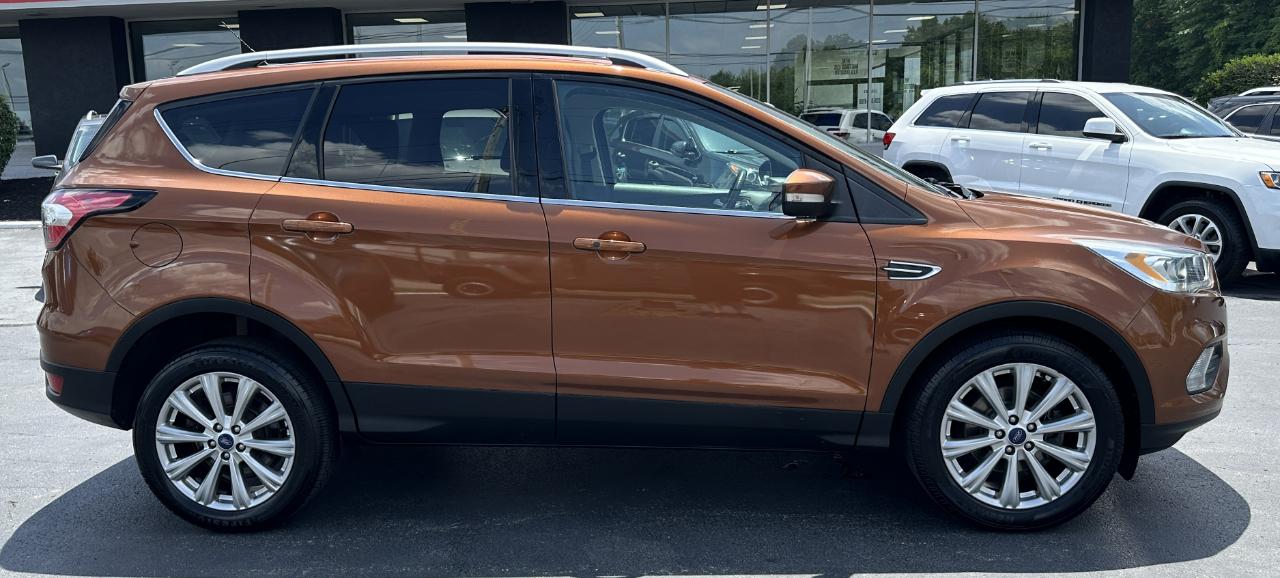 Ford Escape Titanium FWD 2017
