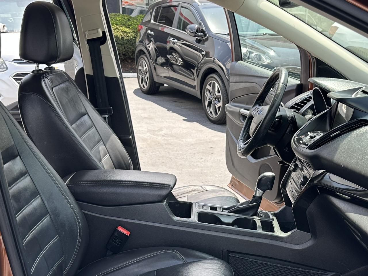 Ford Escape Titanium FWD 2017