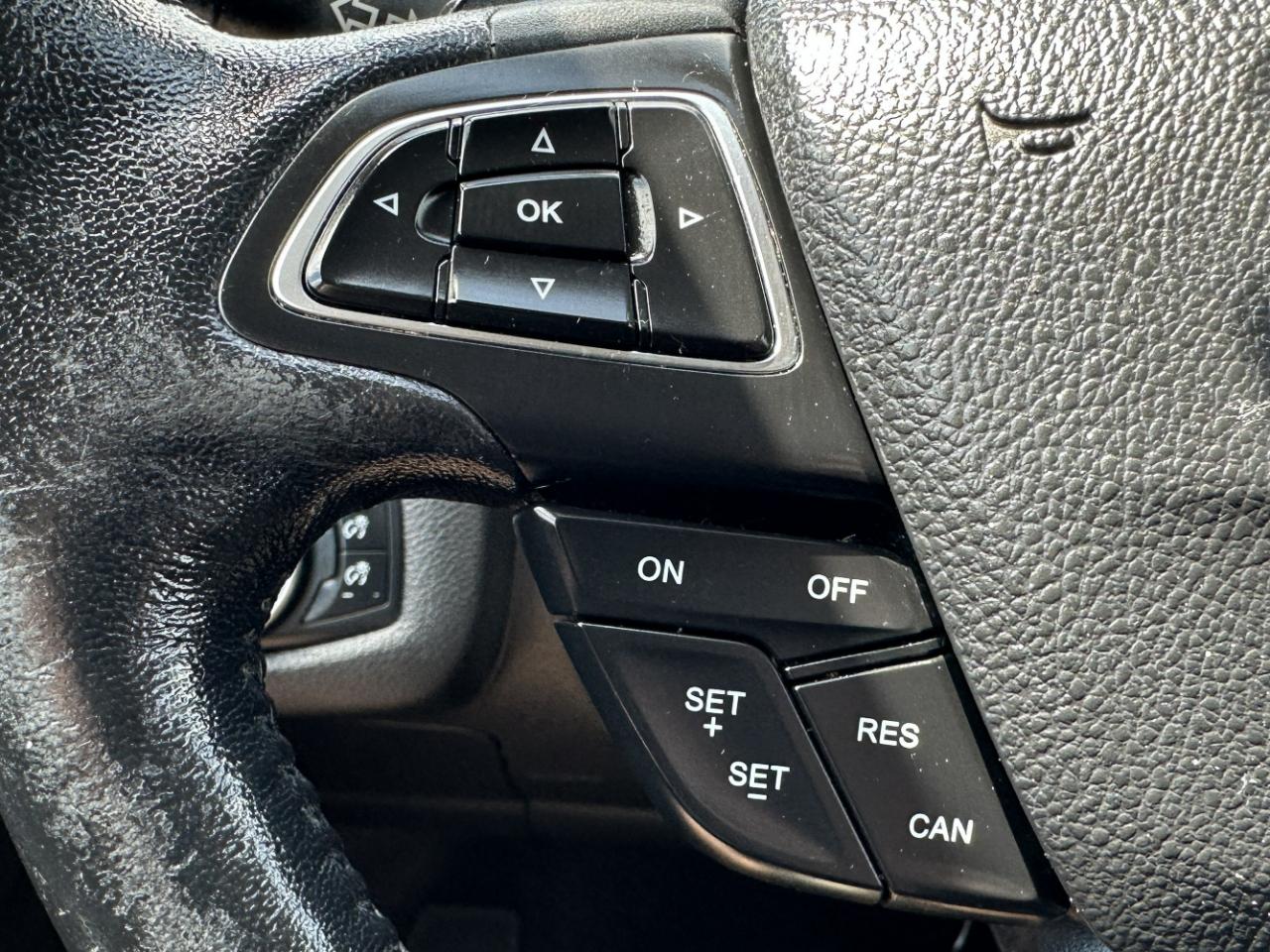 Ford Escape Titanium FWD 2017