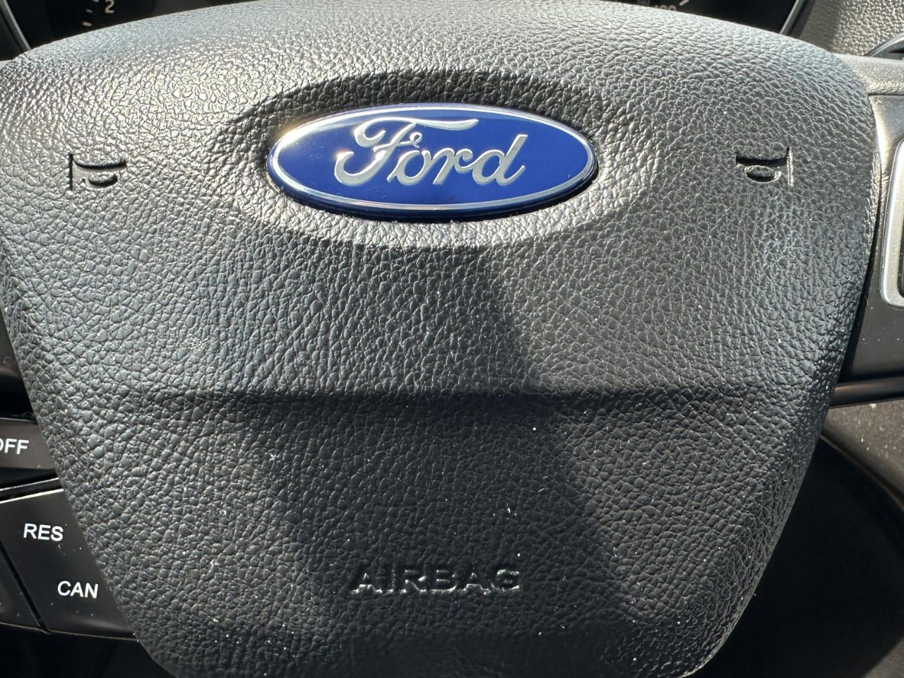 Ford Escape Titanium FWD 2017