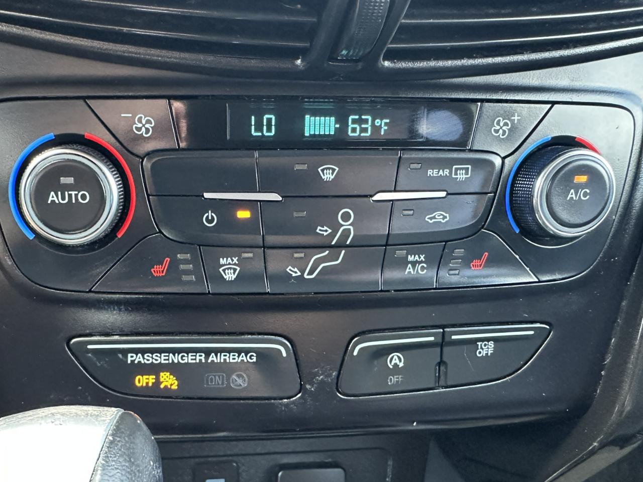Ford Escape Titanium FWD 2017