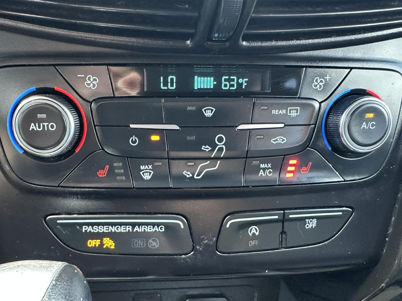 Ford Escape Titanium FWD 2017