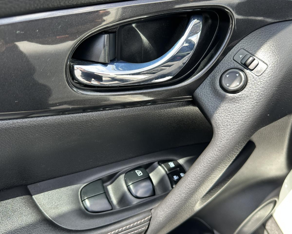 Nissan Rogue SV AWD 2017