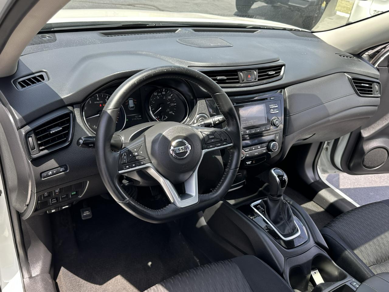 Nissan Rogue SV AWD 2017