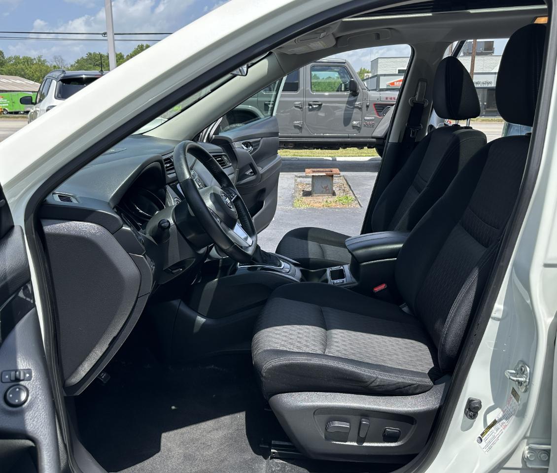 Nissan Rogue SV AWD 2017