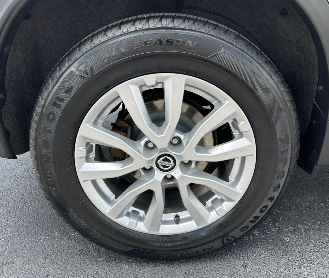 Nissan Rogue SV AWD 2017
