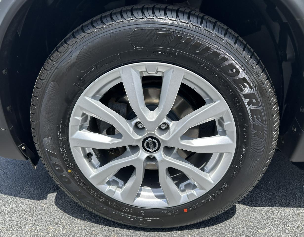 Nissan Rogue SV AWD 2017