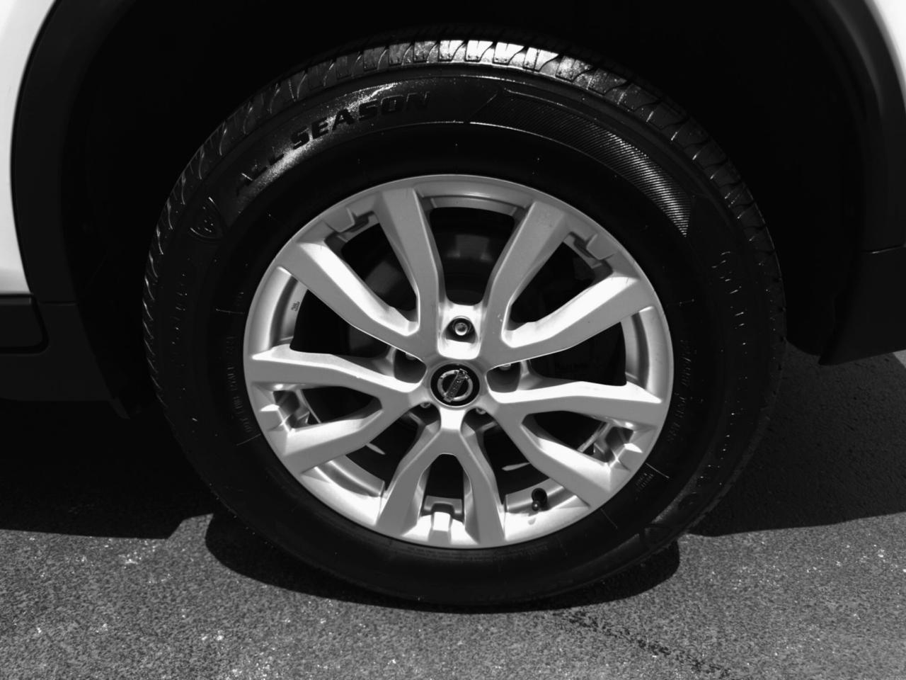 Nissan Rogue SV AWD 2017