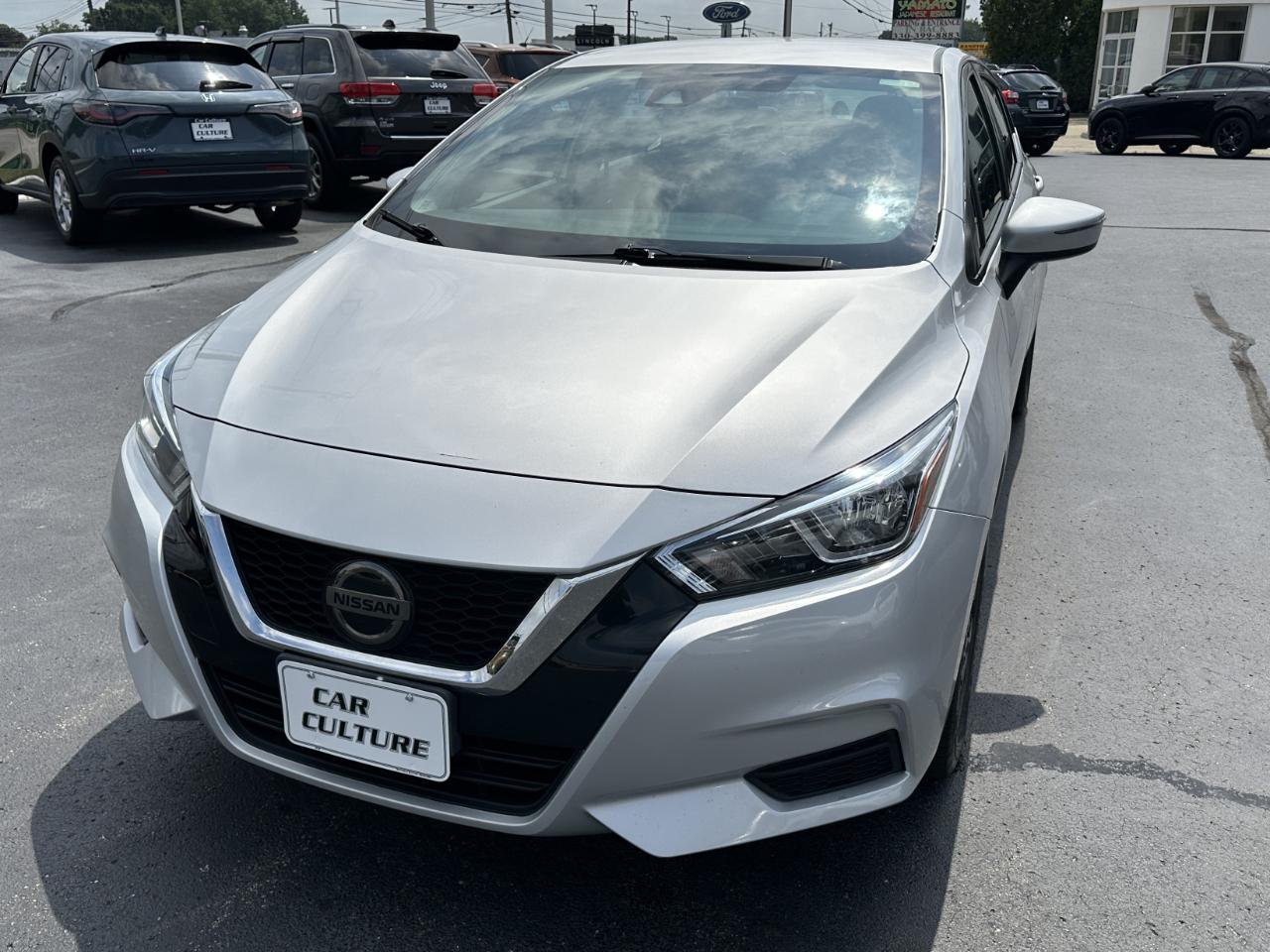 Nissan Versa SV 2021