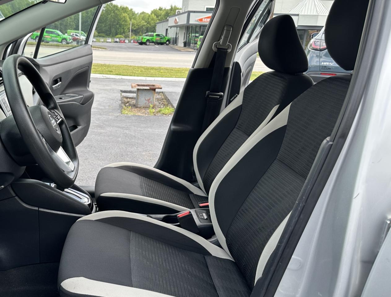 Nissan Versa SV 2021