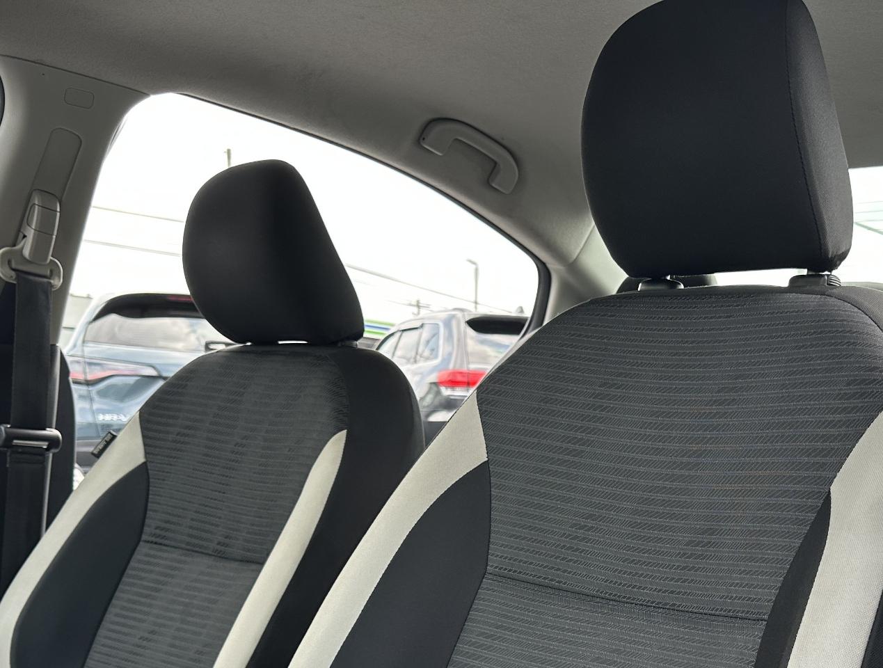 Nissan Versa SV 2021